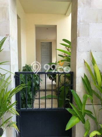 LOKASI TERBAIK! Vila Kawasan , Ukuran 640m2m², Lokasi Premium dengan akses bagus LOKASI TERBAIK! Vila Kawasan , Ukuran 640m2m², Lokasi Premium dengan akses bagus
