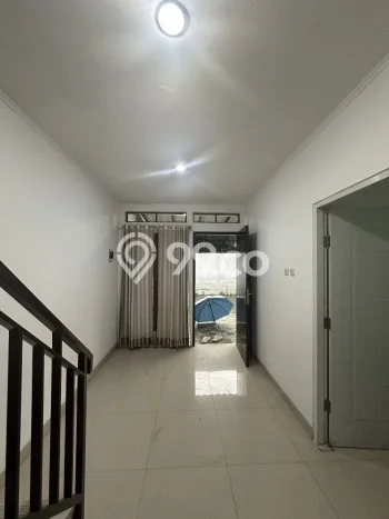 Rumah Modern Cantik 2 Kamar Siap Huni di Ciputat Rumah Modern Cantik 2 Kamar Siap Huni di Ciputat