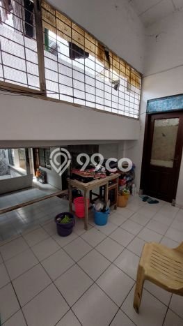 Rumah Mewah LB 314m2 Siap Pakai Desain Elegan di Grogol, Jakarta Barat Rumah Mewah LB 314m2 Siap Pakai Desain Elegan di Grogol, Jakarta Barat