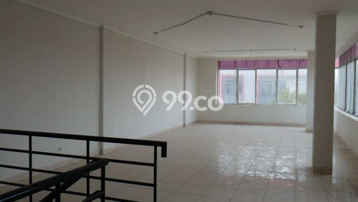 Ruko Dijual di Prime Area Jakarta Barat Luas 283m2 Ruko Dijual di Prime Area Jakarta Barat Luas 283m2