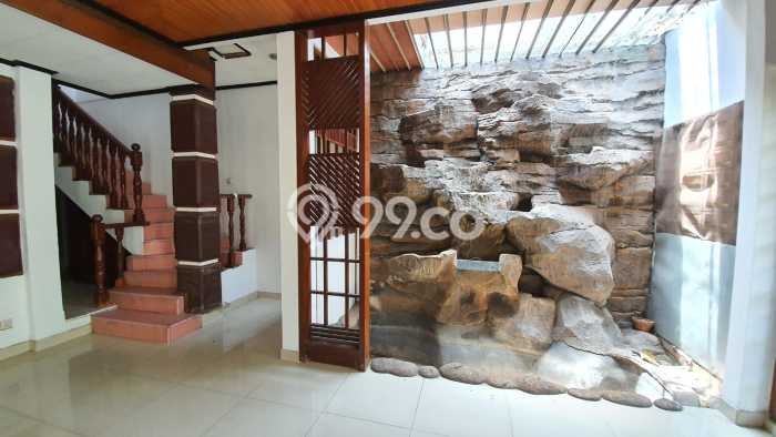Dijual Rumah Mewah Megah Dengan View Cantik di Kalideres, Jakarta Barat Dijual Rumah Mewah Megah Dengan View Cantik di Kalideres, Jakarta Barat