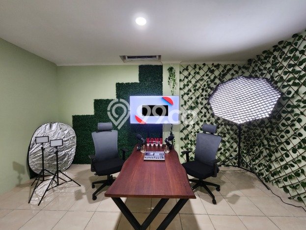Ruko Dijual di Prime Area Jakarta Barat Luas 283m2 Ruko Dijual di Prime Area Jakarta Barat Luas 283m2