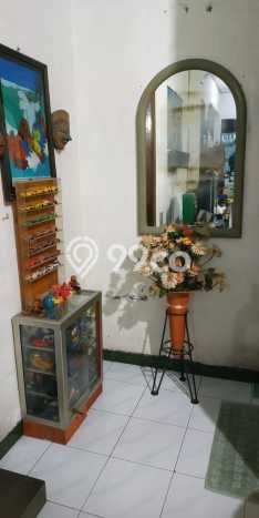 Jual Rumah Bagus Siap Huni LB 150m2 di Banjarsari, Solo Jual Rumah Bagus Siap Huni LB 150m2 di Banjarsari, Solo