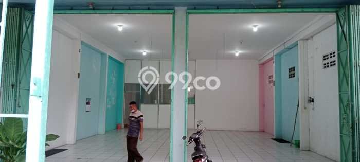 Gudang di Ngadirojo, Luas 236m2m², Jalan Utama, Lokasi Strategis Gudang di Ngadirojo, Luas 236m2m², Jalan Utama, Lokasi Strategis
