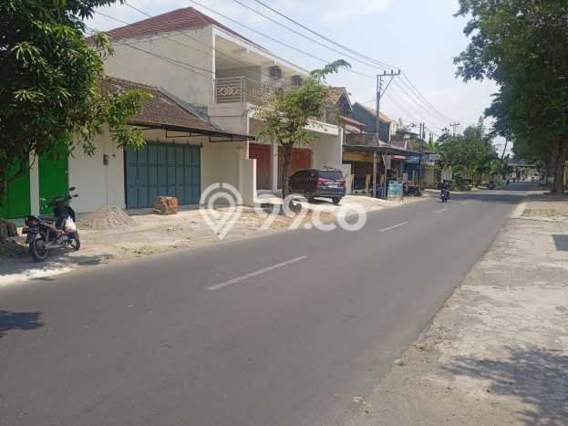 PROSPEK BAGUS! Ruko di Mojolaban, Luas 150m2m², Kawasan Komersial PROSPEK BAGUS! Ruko di Mojolaban, Luas 150m2m², Kawasan Komersial