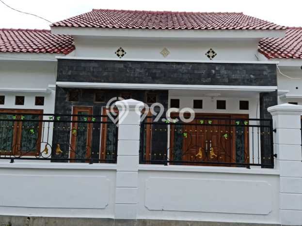 Dijual Cepat Rumah Bagus Siap Huni LB 100m2 di Kartasura, Sukoharjo Dijual Cepat Rumah Bagus Siap Huni LB 100m2 di Kartasura, Sukoharjo
