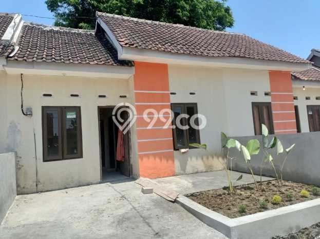 Rumah EXCLUSIVE area Jaten, Solo, Luas 60m2m² Bangunan 30m2m² KESEMPATAN TERBATAS! Rumah EXCLUSIVE area Jaten, Solo, Luas 60m2m² Bangunan 30m2m² KESEMPATAN TERBATAS!