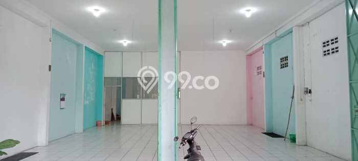 Gudang di Ngadirojo, Luas 236m2m², Jalan Utama, Lokasi Strategis Gudang di Ngadirojo, Luas 236m2m², Jalan Utama, Lokasi Strategis