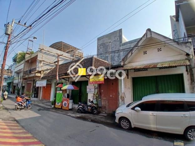 Tanah Dijual Lokasi Pasar Kliwon, Solo dengan Luas Tanah 242m2 dan Status SHM Tanah Dijual Lokasi Pasar Kliwon, Solo dengan Luas Tanah 242m2 dan Status SHM