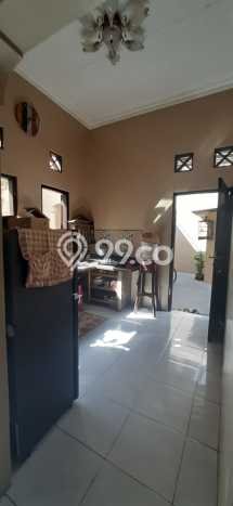 Siap Huni Rumah Mewah 7 Kamar di Pasar Kliwon Dekat ke Mana Saja Siap Huni Rumah Mewah 7 Kamar di Pasar Kliwon Dekat ke Mana Saja