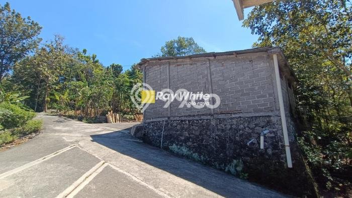 Unit Komersial Dijual di Selogiri Wonogiri Luas Bangunan 350m2 Unit Komersial Dijual di Selogiri Wonogiri Luas Bangunan 350m2
