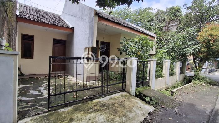 For Sale Hunian Rumah Nyaman 2 KT di Klodran, Karanganyar For Sale Hunian Rumah Nyaman 2 KT di Klodran, Karanganyar