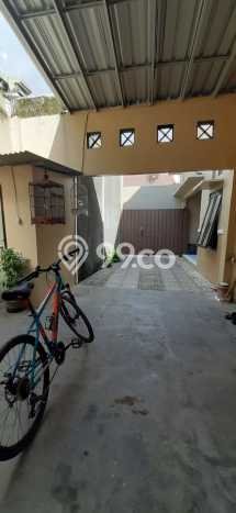 Siap Huni Rumah Mewah 7 Kamar di Pasar Kliwon Dekat ke Mana Saja Siap Huni Rumah Mewah 7 Kamar di Pasar Kliwon Dekat ke Mana Saja