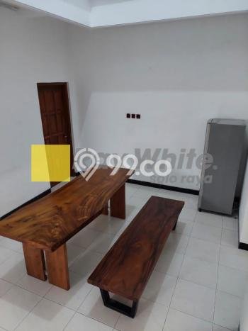 Rumah Modern Minimalis 5 Kamar Bisa Langsung Pindah di Colomadu Rumah Modern Minimalis 5 Kamar Bisa Langsung Pindah di Colomadu