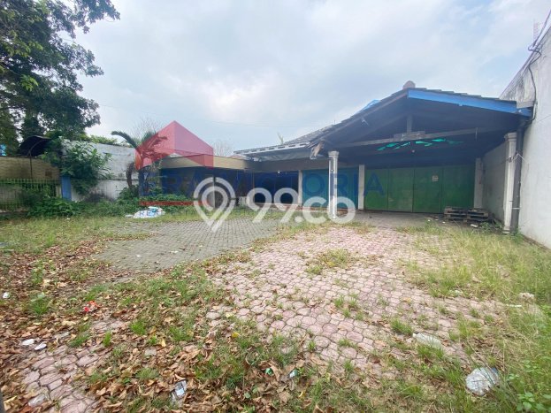 LISTING BARU! Rumah di Blimbing, Ready, 6 KT, Dekat Blimbing, Malang, Malang, LT 1019m2m² Bangunan 1149m2m² LISTING BARU! Rumah di Blimbing, Ready, 6 KT, Dekat Blimbing, Malang, Malang, LT 1019m2m² Bangunan 1149m2m²