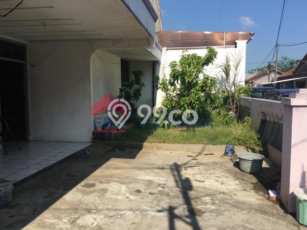 Rumah Berkualitas Kediri, Kediri, Luas 319m2m² Bangunan 319m2m² Rumah Berkualitas Kediri, Kediri, Luas 319m2m² Bangunan 319m2m²