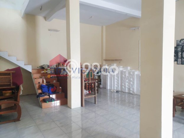 AREA TERBAIK! Ruko di Wagir, Luas 120m2m², Pengunjung Tinggi AREA TERBAIK! Ruko di Wagir, Luas 120m2m², Pengunjung Tinggi