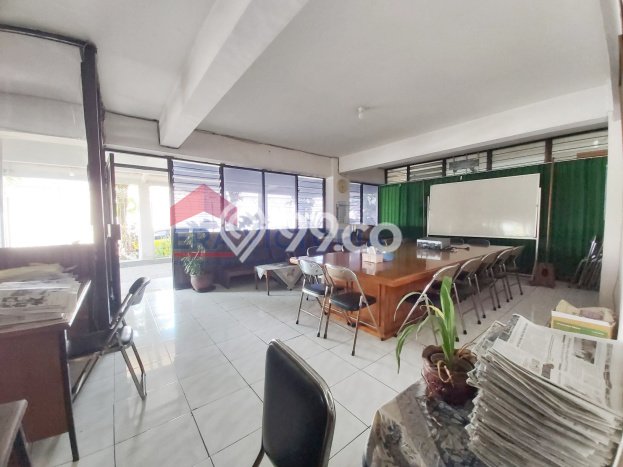 Komersial Bagus Dijual LB 560m2 Lokasi Strategis Malang Area Cocok untuk Bisnis Komersial Bagus Dijual LB 560m2 Lokasi Strategis Malang Area Cocok untuk Bisnis