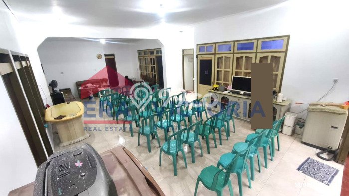 Rumah Eksklusif di Gampengrejo, Kediri, Luas 240m2m² LB 192m2m² Rumah Eksklusif di Gampengrejo, Kediri, Luas 240m2m² LB 192m2m²