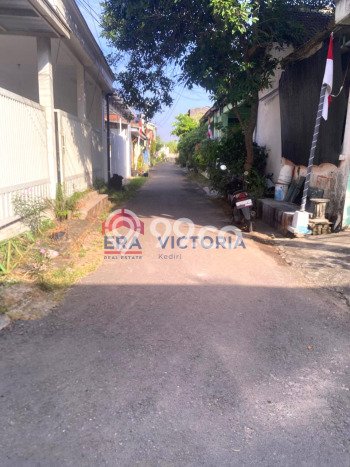 Rumah Minimalis Terbaik Siap Huni di Mojoroto LT 77m2 Rumah Minimalis Terbaik Siap Huni di Mojoroto LT 77m2