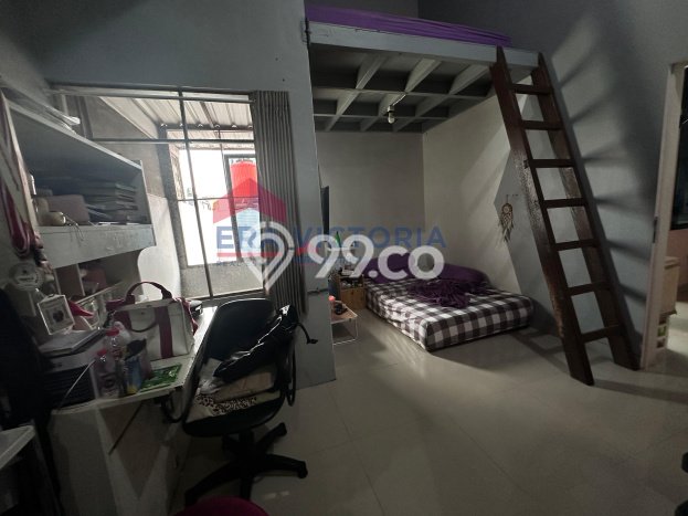 Dijual Rumah 4 Kamar Lokasi Ideal Nyaman dan Strategis di Blimbing Dijual Rumah 4 Kamar Lokasi Ideal Nyaman dan Strategis di Blimbing