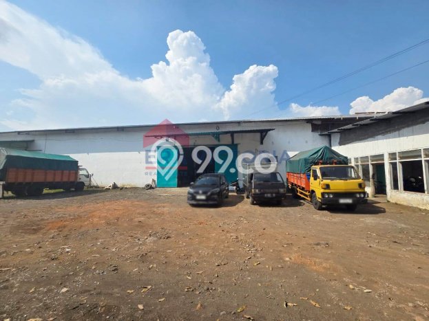 Gudang Disewa di Kedungkandang, Malang, LT 3000m2 / LB 900m2 Gudang Disewa di Kedungkandang, Malang, LT 3000m2 / LB 900m2