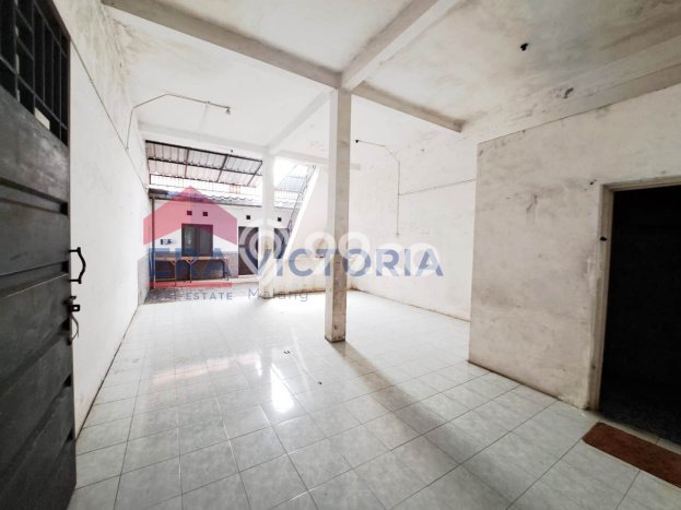 Ruko Disewa di Pakis, Malang, LT 240m2 / LB 340m2 Ruko Disewa di Pakis, Malang, LT 240m2 / LB 340m2
