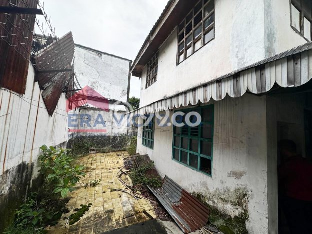 Gudang Dijual Lokasi Emas di Blimbing Luas 500m2 Gudang Dijual Lokasi Emas di Blimbing Luas 500m2