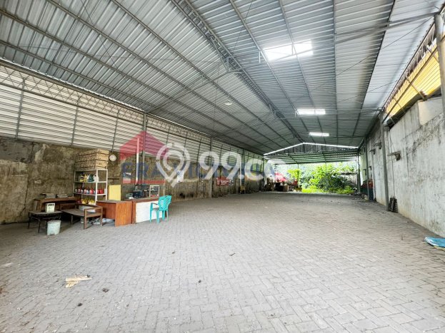Unit Gudang disewakan di Lowokwaru Malang dengan LT 500m2 / LB 500m2 Unit Gudang disewakan di Lowokwaru Malang dengan LT 500m2 / LB 500m2