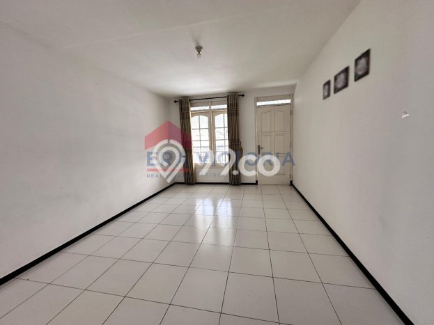 Dijual Rumah 6 Kamar Lokasi Strategis Nyaman dan Strategis di Lowokwaru Dijual Rumah 6 Kamar Lokasi Strategis Nyaman dan Strategis di Lowokwaru