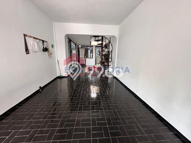 Dijual Rumah 6 Kamar Lokasi Strategis Nyaman dan Strategis di Lowokwaru Dijual Rumah 6 Kamar Lokasi Strategis Nyaman dan Strategis di Lowokwaru