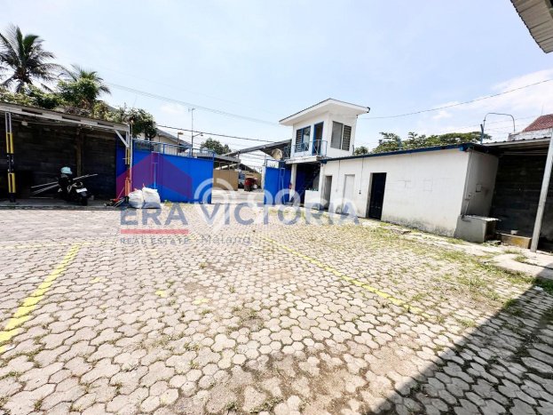Unit Gudang Disewa Lokasi Pakis, Malang Spesifikasi Luas Bangunan 1080m2 Unit Gudang Disewa Lokasi Pakis, Malang Spesifikasi Luas Bangunan 1080m2