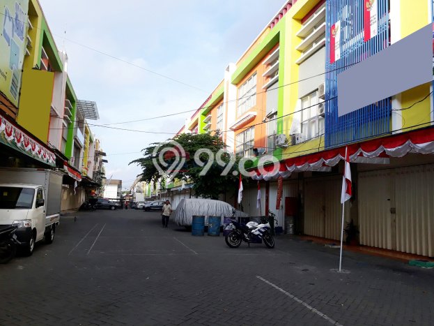 Ruko Dijual di Malang LT 53m2 & LB 84m2 Lokasi Terbaik! Ruko Dijual di Malang LT 53m2 & LB 84m2 Lokasi Terbaik!