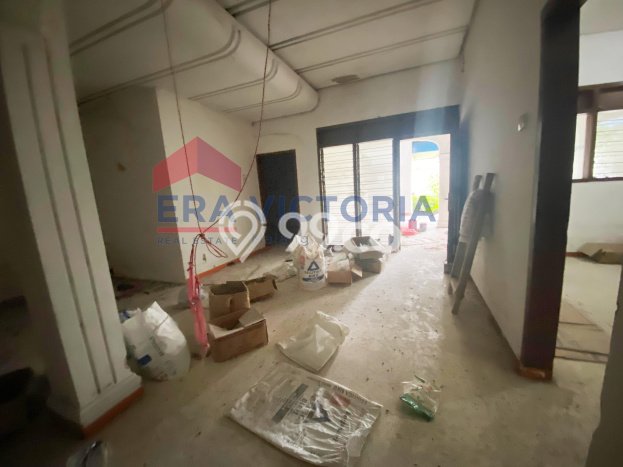 LISTING BARU! Rumah di Blimbing, Ready, 6 KT, Dekat Blimbing, Malang, Malang, LT 1019m2m² Bangunan 1149m2m² LISTING BARU! Rumah di Blimbing, Ready, 6 KT, Dekat Blimbing, Malang, Malang, LT 1019m2m² Bangunan 1149m2m²