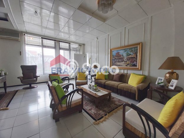 Komersial Bagus Dijual LB 560m2 Lokasi Strategis Malang Area Cocok untuk Bisnis Komersial Bagus Dijual LB 560m2 Lokasi Strategis Malang Area Cocok untuk Bisnis