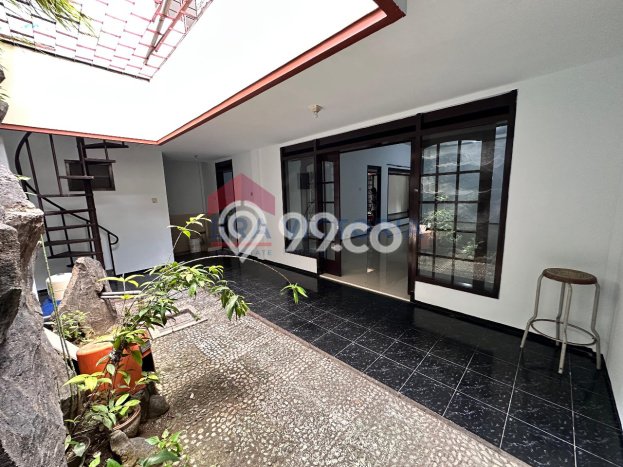 Dijual Rumah 6 Kamar Lokasi Strategis Nyaman dan Strategis di Lowokwaru Dijual Rumah 6 Kamar Lokasi Strategis Nyaman dan Strategis di Lowokwaru