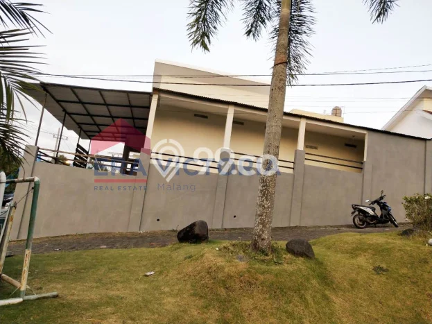 Rumah Disewakan Malang LT 185m2 LB 150m2 Kawasan Tidar Rumah Disewakan Malang LT 185m2 LB 150m2 Kawasan Tidar