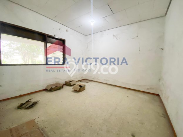 LISTING BARU! Rumah di Blimbing, Ready, 6 KT, Dekat Blimbing, Malang, Malang, LT 1019m2m² Bangunan 1149m2m² LISTING BARU! Rumah di Blimbing, Ready, 6 KT, Dekat Blimbing, Malang, Malang, LT 1019m2m² Bangunan 1149m2m²