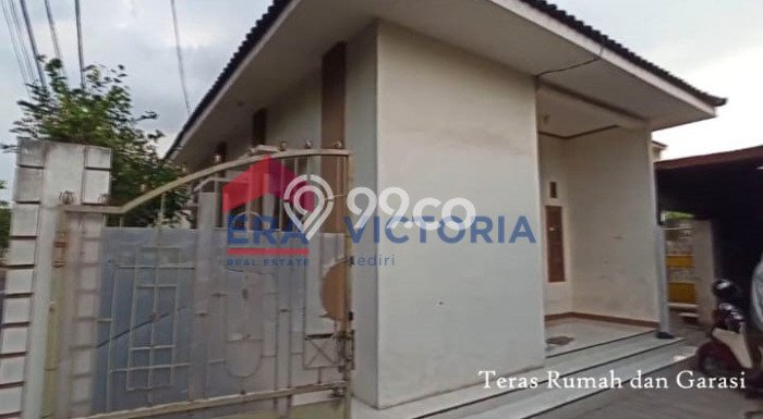 Rumah Luas Asri 3 KT Siap Huni di Kediri Kediri Rumah Luas Asri 3 KT Siap Huni di Kediri Kediri