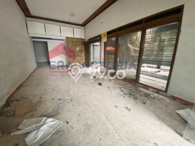 LISTING BARU! Rumah di Blimbing, Ready, 6 KT, Dekat Blimbing, Malang, Malang, LT 1019m2m² Bangunan 1149m2m² LISTING BARU! Rumah di Blimbing, Ready, 6 KT, Dekat Blimbing, Malang, Malang, LT 1019m2m² Bangunan 1149m2m²