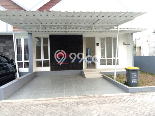 Dijual Rumah 3 Kamar Lokasi Ideal Bagus dan Strategis di Mojoroto Dijual Rumah 3 Kamar Lokasi Ideal Bagus dan Strategis di Mojoroto
