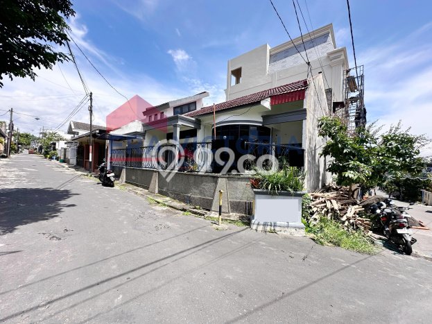 Rumah Modern Cantik 3 KT Siap Huni di Sukun Rumah Modern Cantik 3 KT Siap Huni di Sukun
