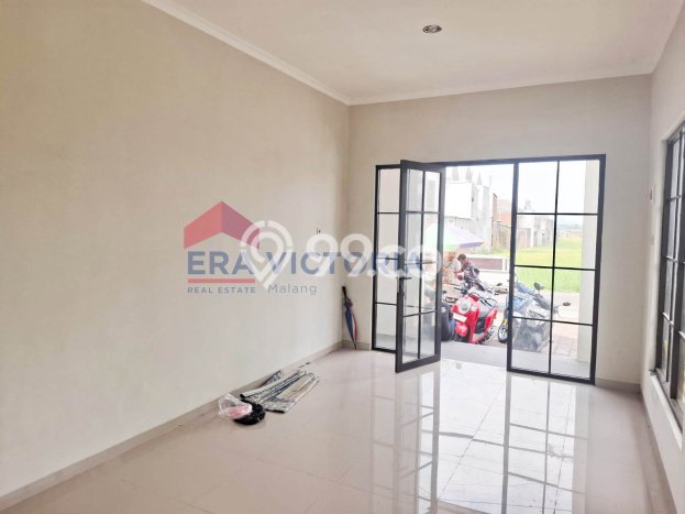 Ruko Dijual di Malang LT 35m2 & LB 70m2 Lokasi Terbaik! Ruko Dijual di Malang LT 35m2 & LB 70m2 Lokasi Terbaik!