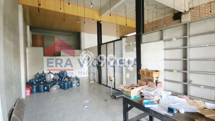 Best Deal Hunian Mewah Ideal dan Luas di Pakis, Malang Best Deal Hunian Mewah Ideal dan Luas di Pakis, Malang