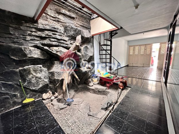 Dijual Rumah 6 Kamar Lokasi Strategis Nyaman dan Strategis di Lowokwaru Dijual Rumah 6 Kamar Lokasi Strategis Nyaman dan Strategis di Lowokwaru