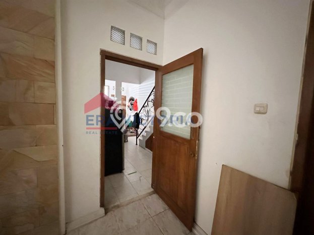 For Sale Rumah 5 Kamar Lokasi Strategis Bagus dan Strategis di Batu For Sale Rumah 5 Kamar Lokasi Strategis Bagus dan Strategis di Batu
