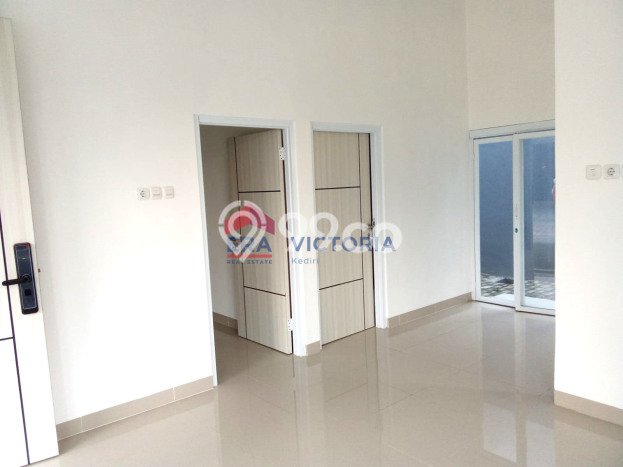 Dijual Rumah 3 Kamar Lokasi Ideal Bagus dan Strategis di Mojoroto Dijual Rumah 3 Kamar Lokasi Ideal Bagus dan Strategis di Mojoroto