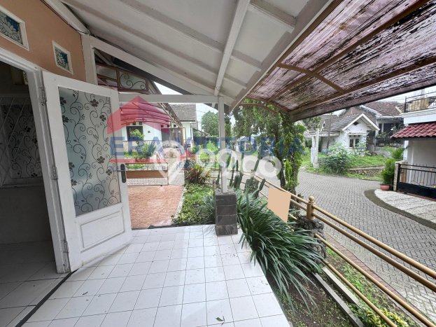 Dijual Rumah 4 Kamar Lokasi Strategis Bagus dan Strategis di Karangploso Dijual Rumah 4 Kamar Lokasi Strategis Bagus dan Strategis di Karangploso
