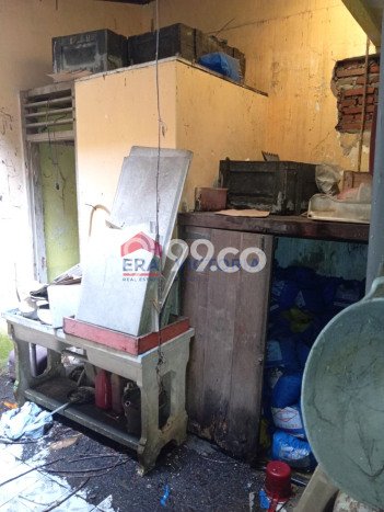 Area Ramai! Ruko Dijual di Pare untuk Bisnis Luas Bangunan 168m2 Area Ramai! Ruko Dijual di Pare untuk Bisnis Luas Bangunan 168m2