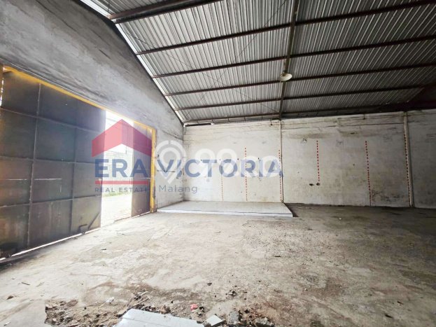Gudang disewakan lokasi strategis Pakis Malang 300m2 Gudang disewakan lokasi strategis Pakis Malang 300m2